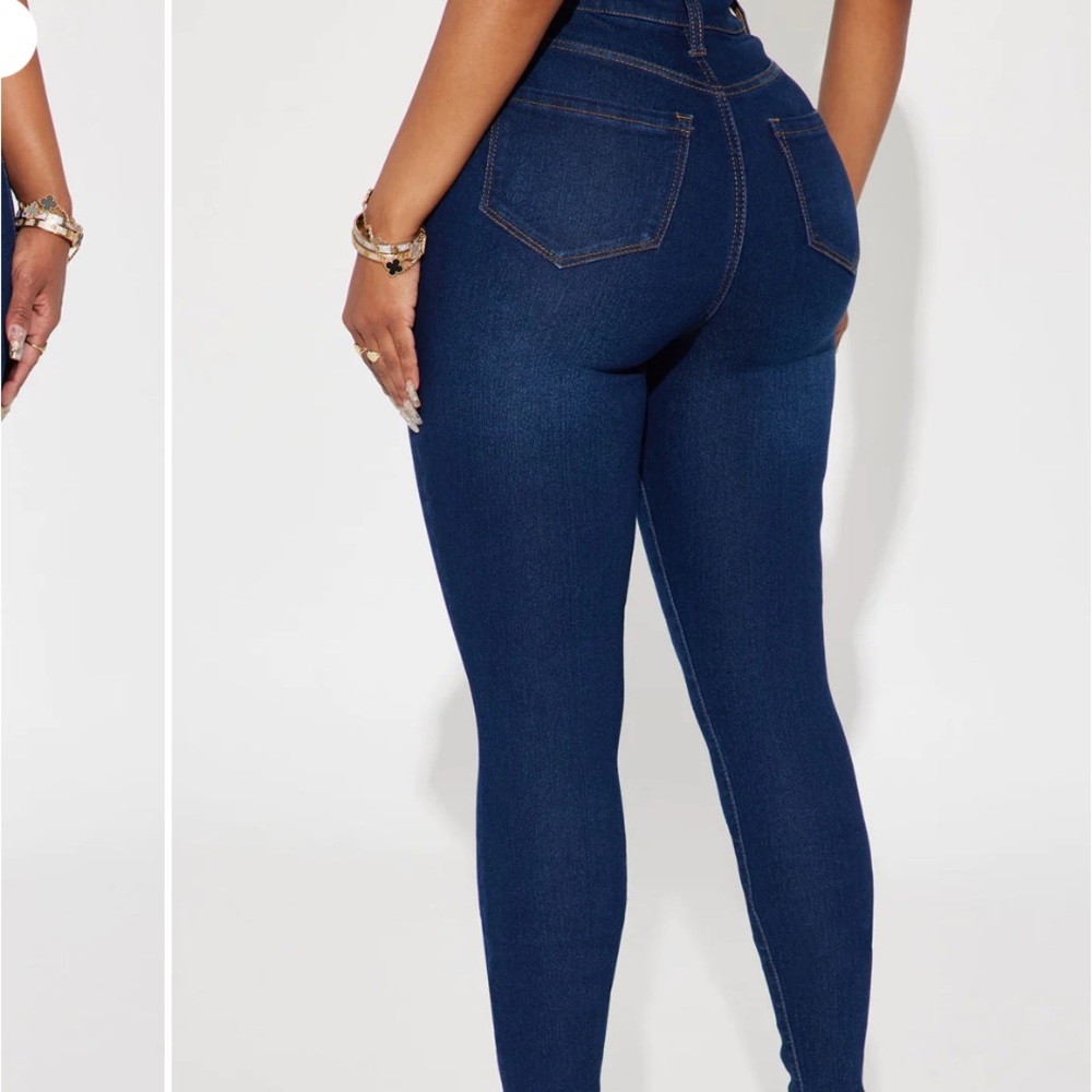 Fashion Nova Stretchy Jegging Jeans